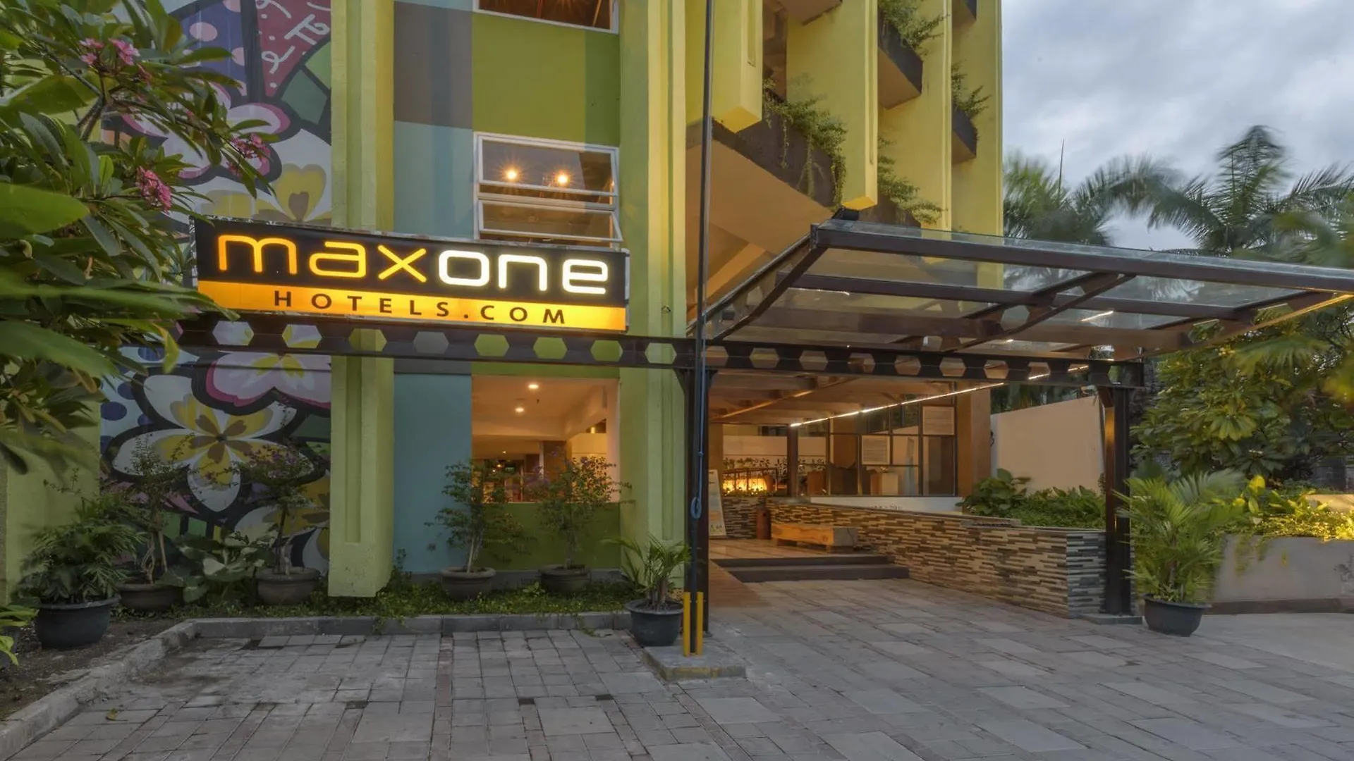 Airy Premier Seminyak Cendrawasih 28 Kuta Bali酒店 酒店